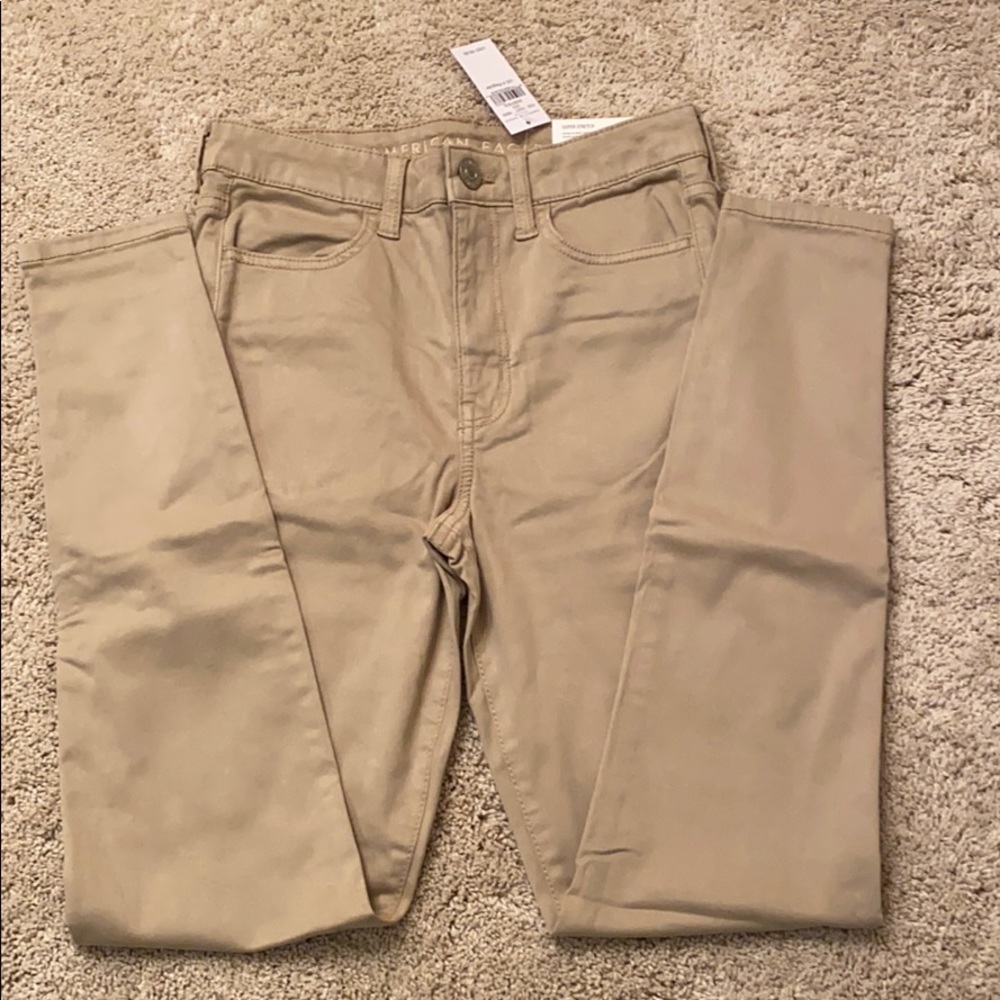 Brand new khaki American Eagle jeggings